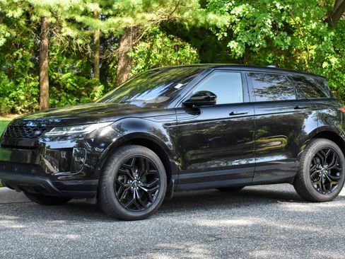 Used 2020 Land Rover Range Rover Evoque SE AWD/4WD image 2