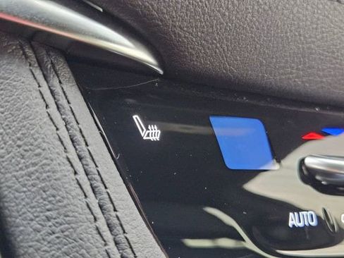 New 2026 Cadillac XT5 Luxury w/ LPO, Floor Liner Package image 18