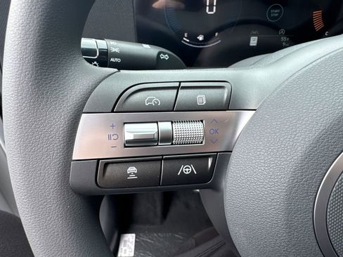 New 2026 Hyundai Kona SE image 16