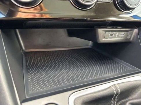 Used 2024 Volkswagen Jetta SE w/ Panoramic Sunroof Package image 15