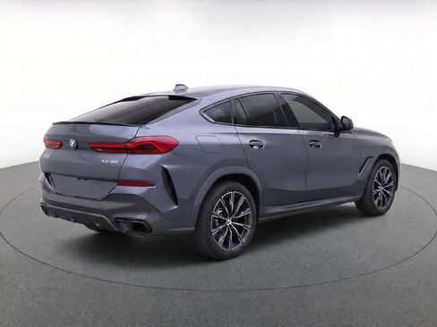 Used 2022 BMW X6 xDrive40i w/ M Sport Package AWD/4WD image 3