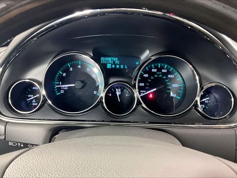 Used 2016 Buick Enclave Leather w/ Trailering Package image 24