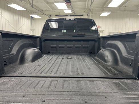 Used 2013 RAM 2500 SLT w/ Luxury Group AWD/4WD image 23
