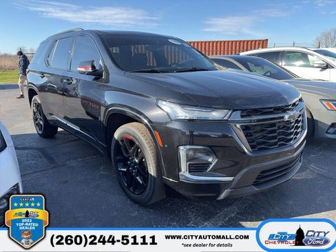 Used 2023 Chevrolet Traverse Premier w/ Redline Edition image 1