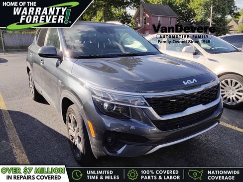 Used 2023 Kia Seltos S AWD/4WD image 1