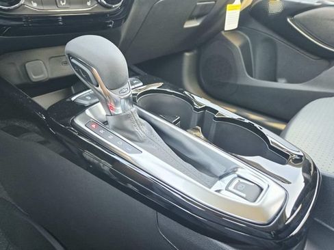 New 2026 Chevrolet Trax LT w/ Driver Confidence Package FWD image 25