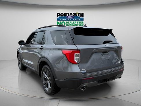 Certified 2022 Ford Explorer XLT w/ Equipment Group 202A AWD/4WD image 28