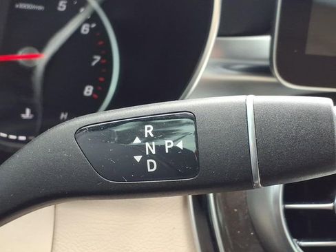 Used 2021 Mercedes-Benz GLC 300 image 26