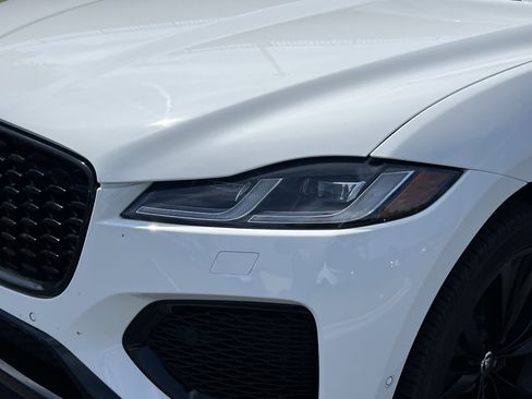 Certified 2026 Jaguar F-PACE R-Dynamic S AWD/4WD image 10