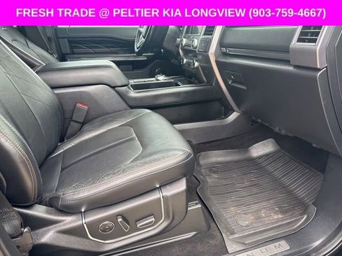 Used 2019 Ford Expedition Platinum image 10