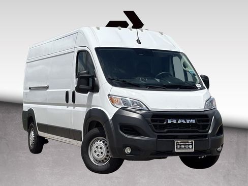 Used 2025 RAM ProMaster 2500 w/ Convenience Group FWD image 1
