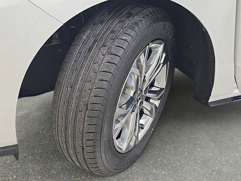 Certified 2023 Toyota Sienna XSE AWD/4WD image 29