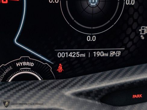 Used 2025 Lamborghini Revuelto AWD/4WD image 22