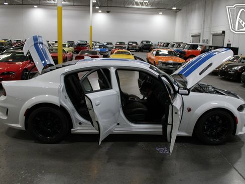 Used 2023 Dodge Charger SRT Hellcat RWD image 35