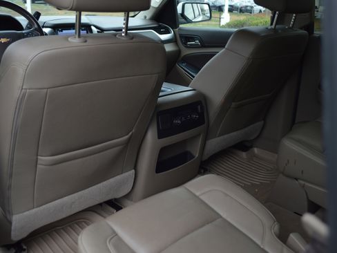 Used 2019 Chevrolet Tahoe LT image 28