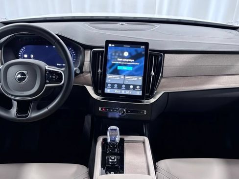 Certified 2026 Volvo XC90 B6 Plus AWD/4WD image 2