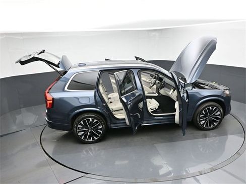 New 2026 Volvo XC90 T8 Ultra w/ Protection Package Premier image 48