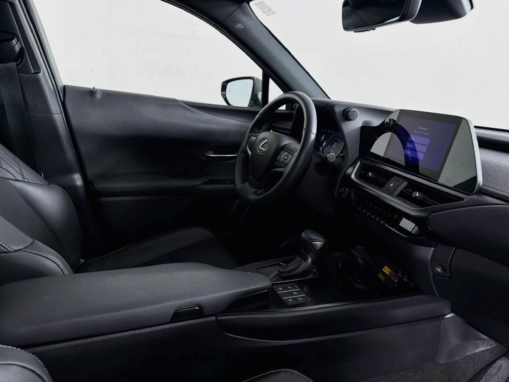 Used 2024 Lexus UX 250h FWD w/ Premium Package image 35