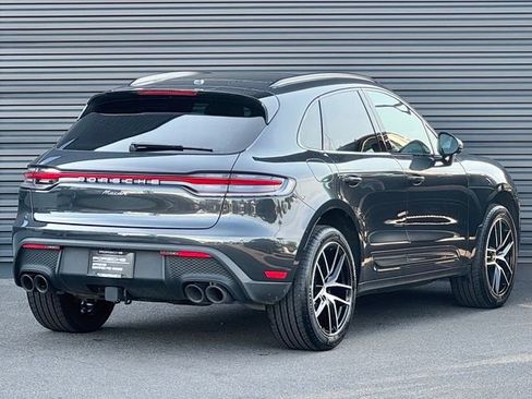 Certified 2026 Porsche Macan AWD/4WD image 7