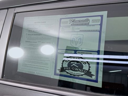 Used 2025 Kia Soul LX w/ LX Technology Package FWD image 36