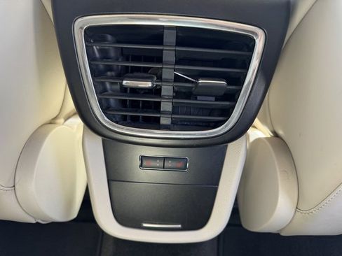 Used 2016 Lincoln MKX Reserve w/ Technology Package image 35