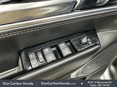 Used 2023 Jeep Wagoneer Series II image 13