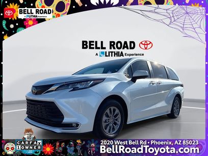 Used 2022 Toyota Sienna XLE