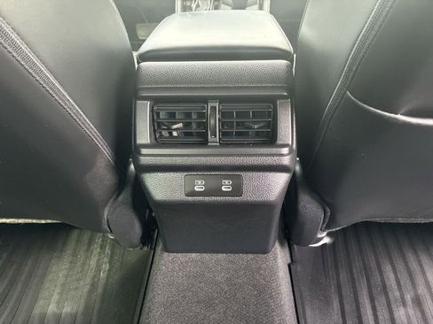 Used 2024 Honda Accord Touring image 12