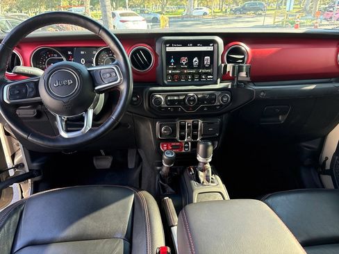 Used 2020 Jeep Gladiator Rubicon w/ Dual Top Group AWD/4WD image 9