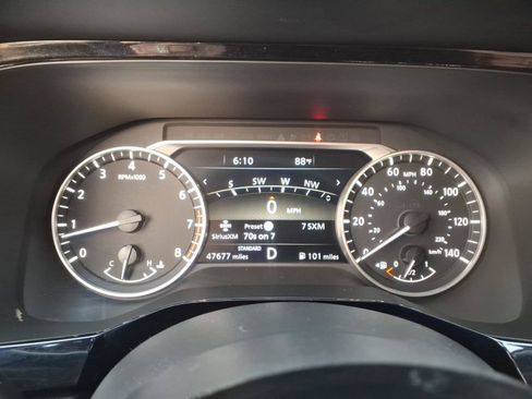 Used 2024 Nissan Pathfinder SL FWD image 21