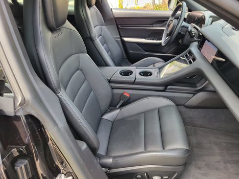 Certified 2023 Porsche Taycan w/ Premium Package RWD image 27