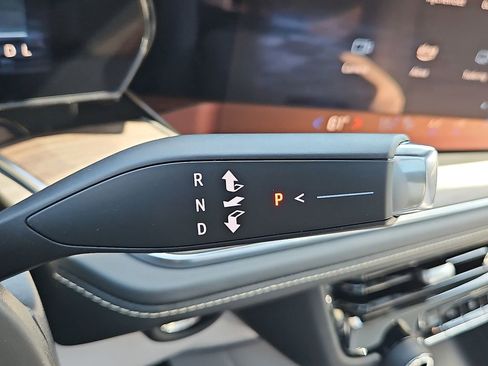 New 2025 Chevrolet Tahoe Premier w/ Sun And Tow Package image 13