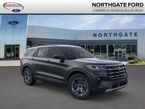 New 2026 Ford Explorer Active image 1