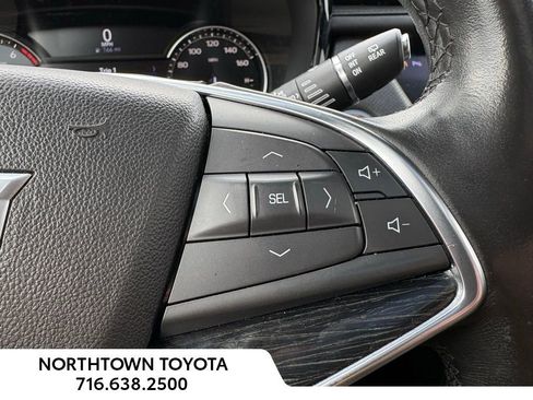 Used 2020 Cadillac XT5 Premium Luxury image 20