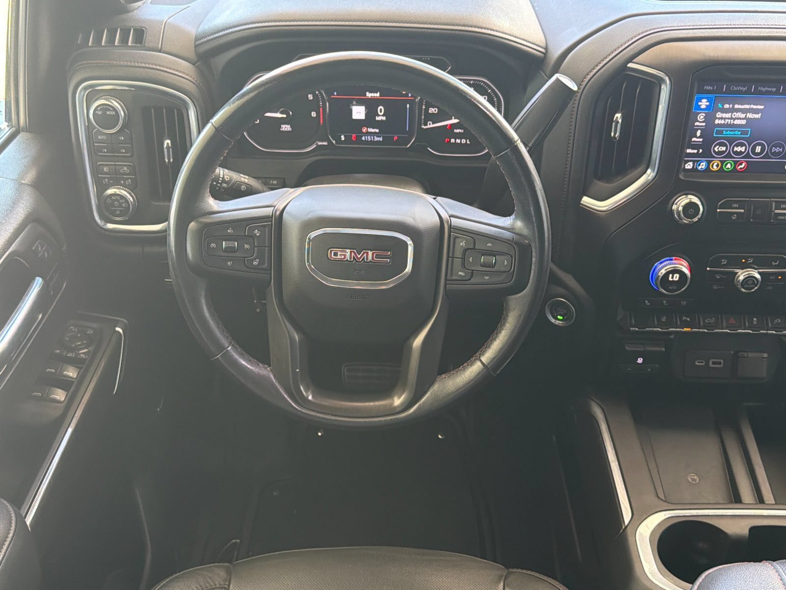Used 2022 GMC Sierra 2500 AT4 w/ AT4 Premium Plus Package AWD/4WD image 15