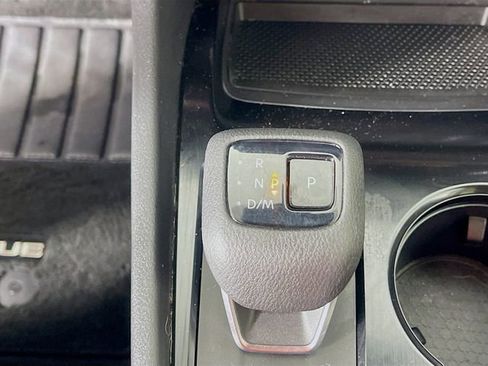 Used 2023 Nissan Rogue SV image 17