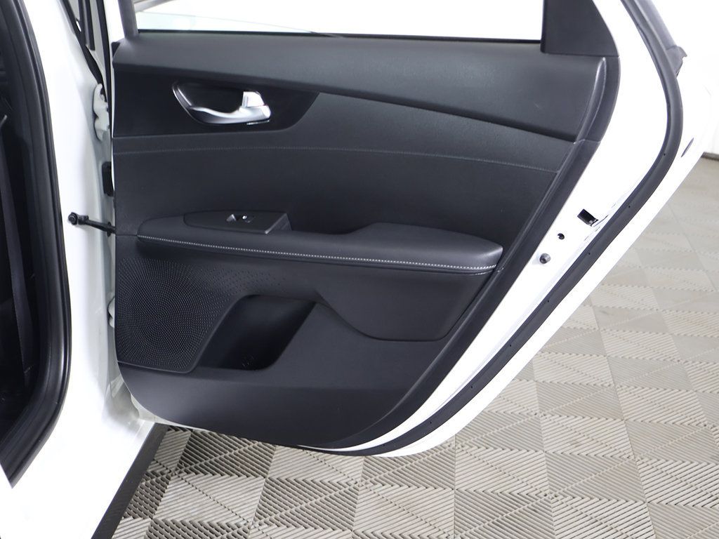 Used 2024 Kia Forte GT-Line FWD image 24