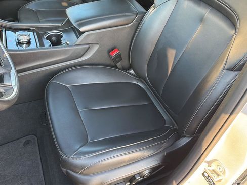Used 2024 Jeep Grand Cherokee L Limited AWD/4WD image 33