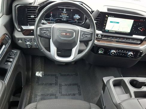 Used 2023 GMC Sierra 1500 Elevation AWD/4WD image 12