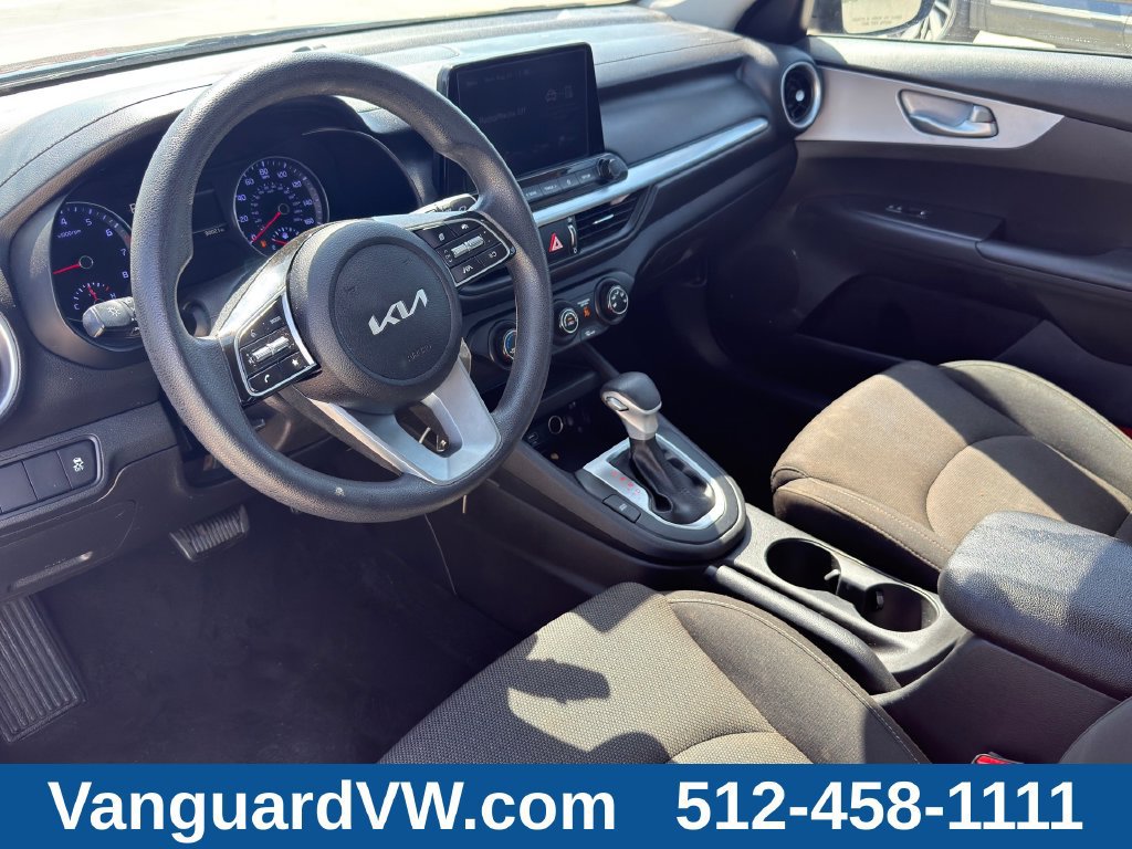 Used 2023 Kia Forte LXS FWD image 5