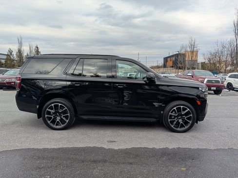 Used 2022 Chevrolet Tahoe RST w/ Luxury Package image 2