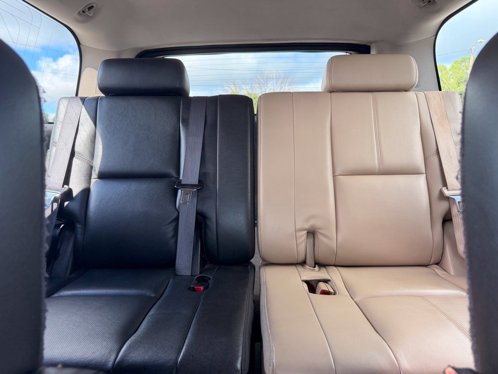 Used 2011 GMC Yukon XL Denali AWD/4WD image 27