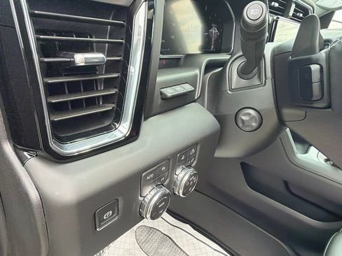 Used 2026 GMC Sierra 1500 Denali w/ Technology Package AWD/4WD image 13