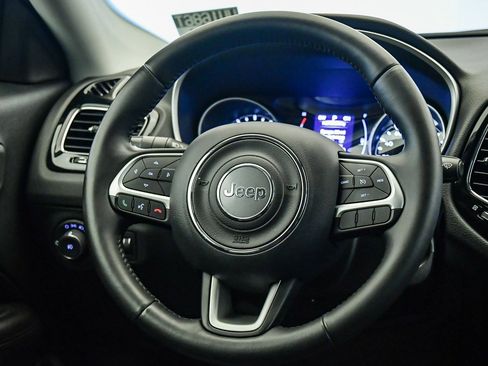 Used 2019 Jeep Compass Altitude image 13