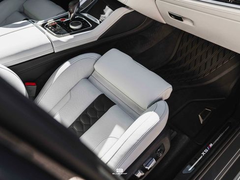 Used 2025 BMW X5 M Competition w/ Executive Package image 30