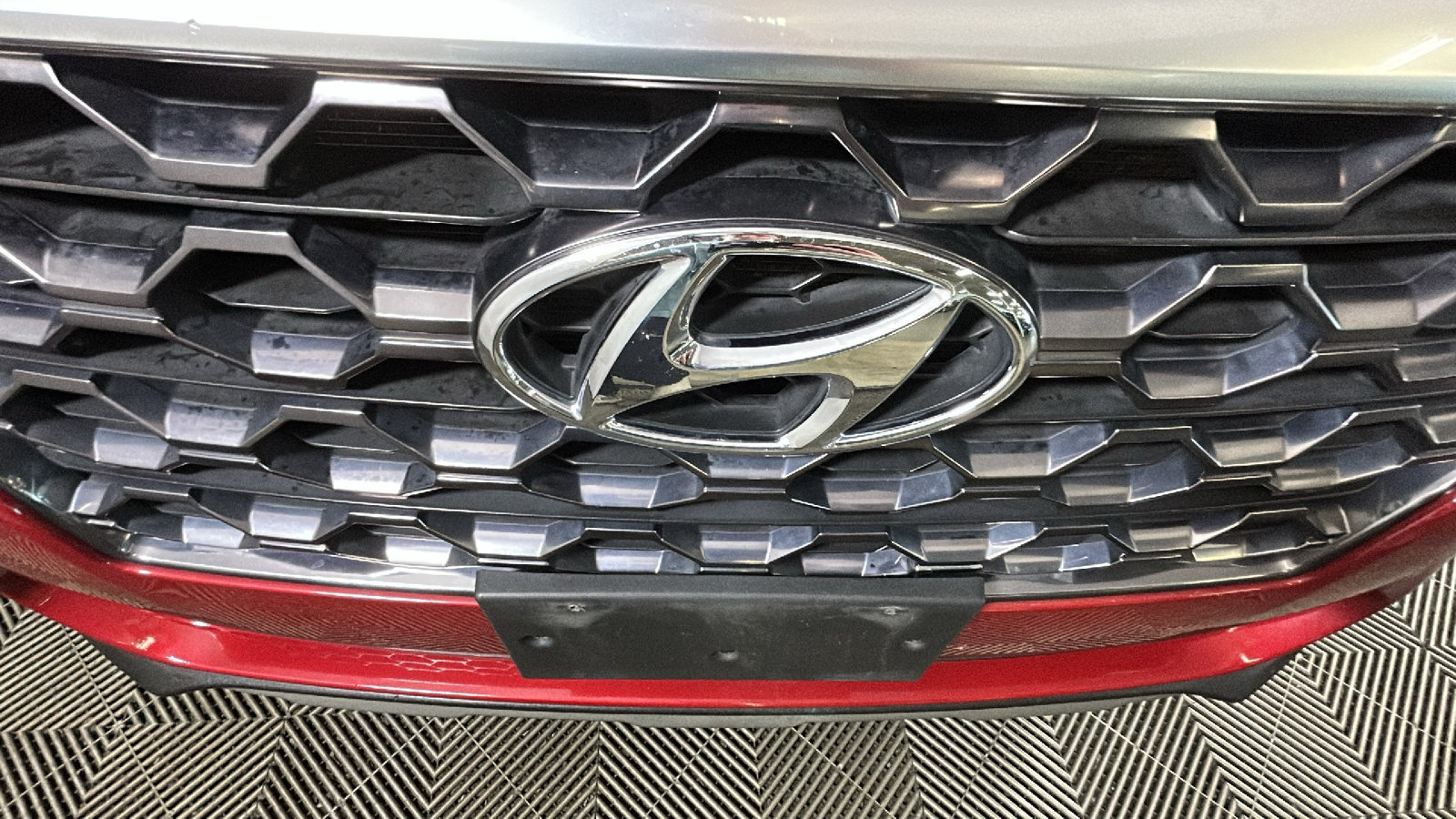 Used 2019 Hyundai Santa Fe SEL FWD image 10