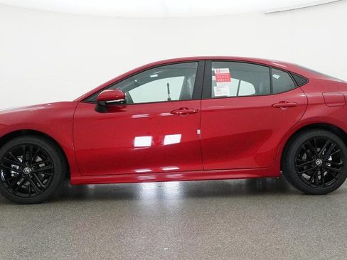 New 2026 Toyota Camry SE FWD image 22