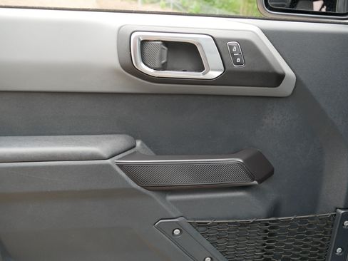 Used 2024 Ford Bronco Black Diamond AWD/4WD image 19