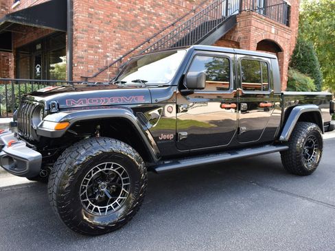 Used 2020 Jeep Gladiator Mojave AWD/4WD image 2