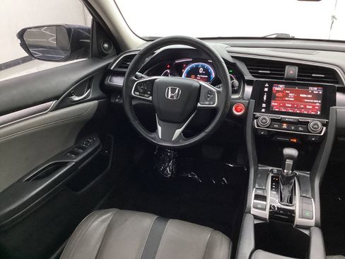 Used 2017 Honda Civic Touring image 29